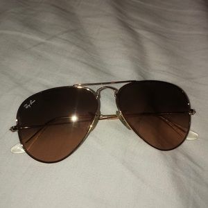 Aviator ray bans with case